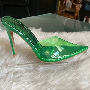 💚💚METALLIC CLEAR GREEN MULE💚💚